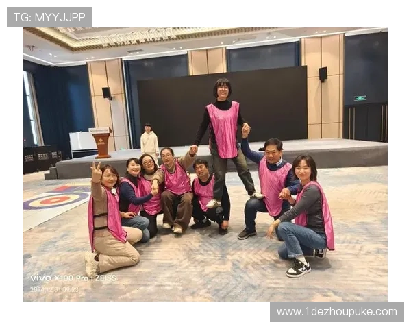 10人比赛视频：团队协作与个人技巧的完美结合